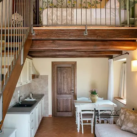 Borgo Sant'Apollinare
