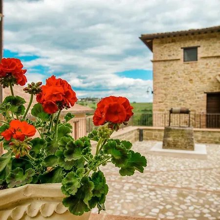 Borgo * Sant'Apollinare
